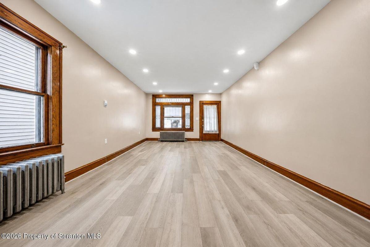 1312 N Washington Ave - Photo 6 of 22