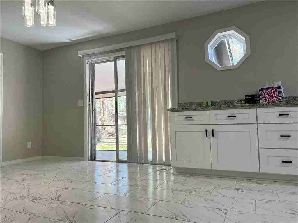 2221 Pinecliff Dr Ne - Photo 6 of 24