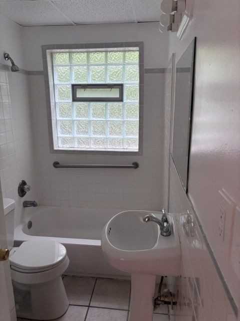 384 N Perry St ##1 - Photo 4 of 6