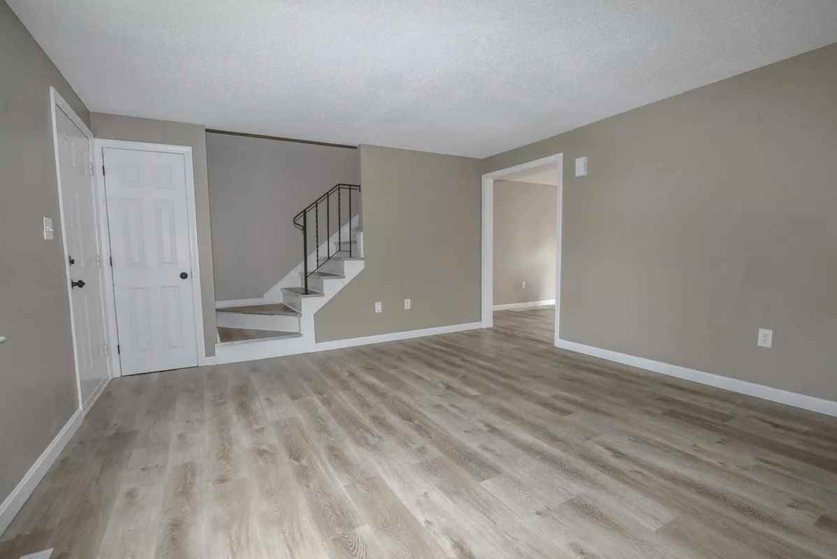 2 Bluestone Dr - Photo 4 of 18