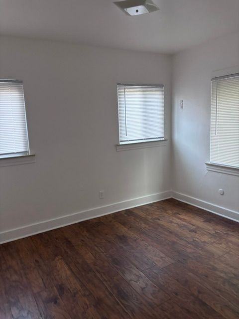 384 N Perry St ##4 - Photo 2 of 4