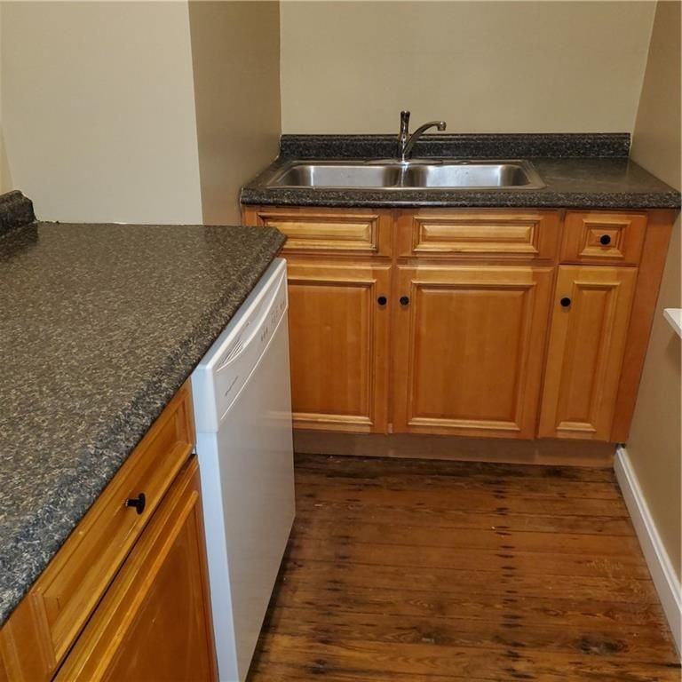 37 Wakefield St ##39 - Photo 3 of 11