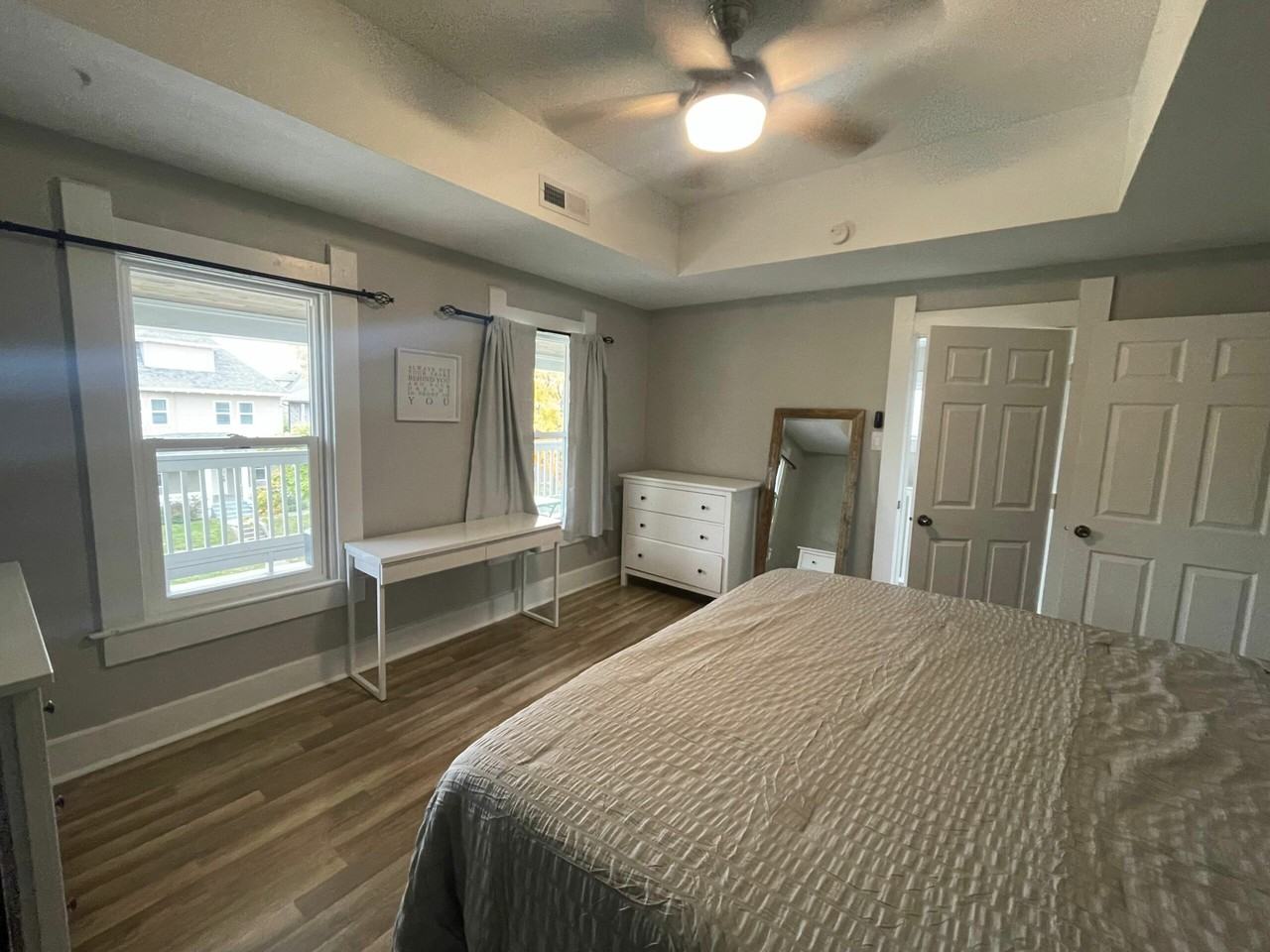230 N Randolph St - Photo 3 of 11