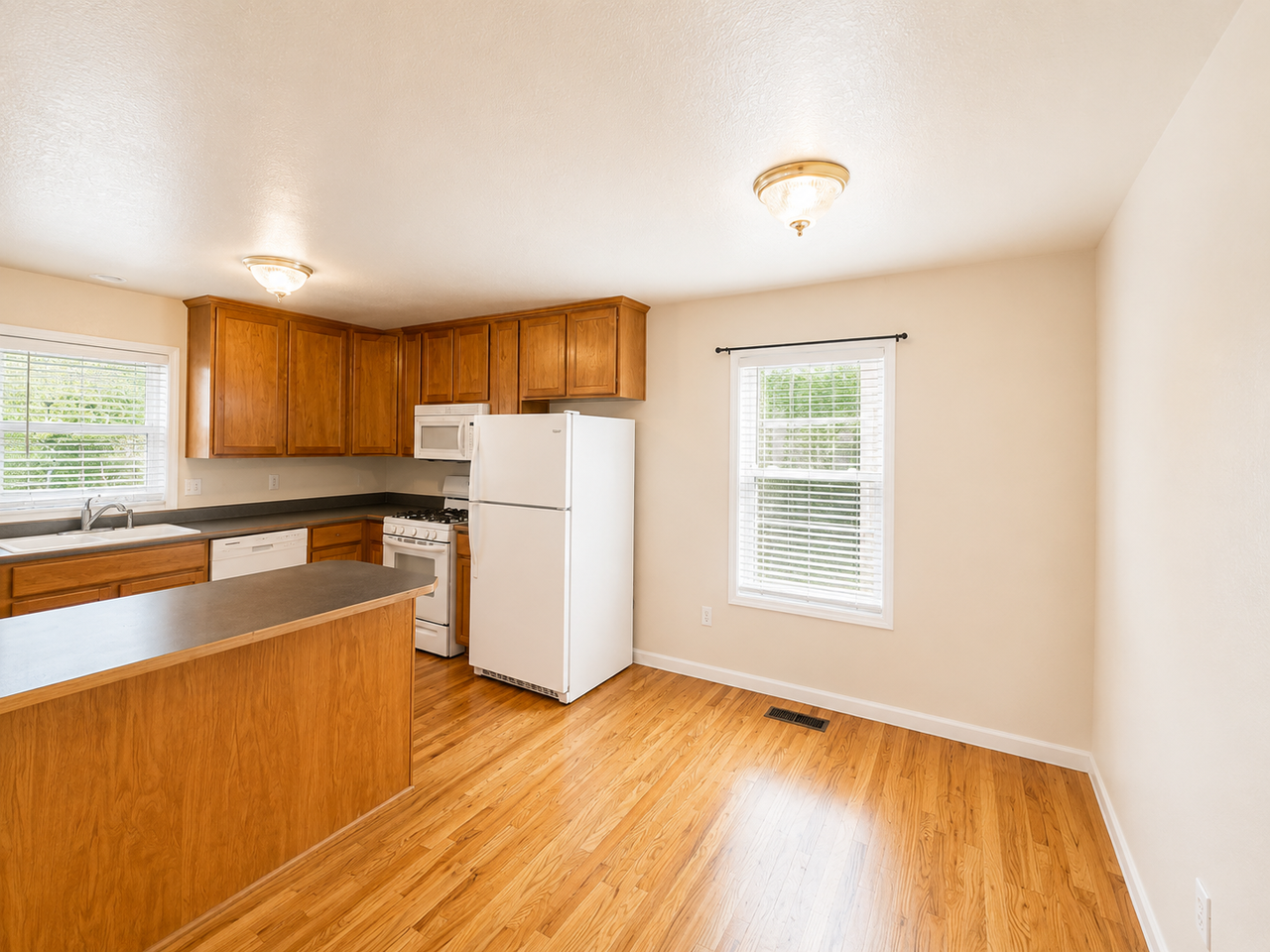 827 Blackberry Ln #827 - Photo 5 of 22