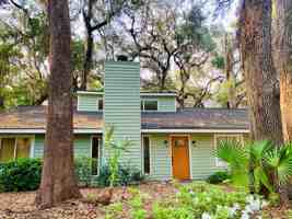 featured image of 201 Palmetto Ct #NA