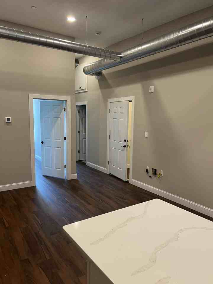 298 Main St #5 - Photo 3 of 10