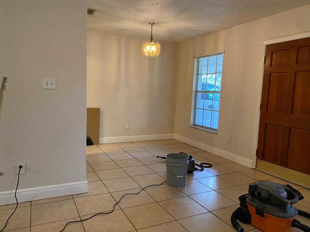 579 Land Ave #579 - Photo 5 of 14