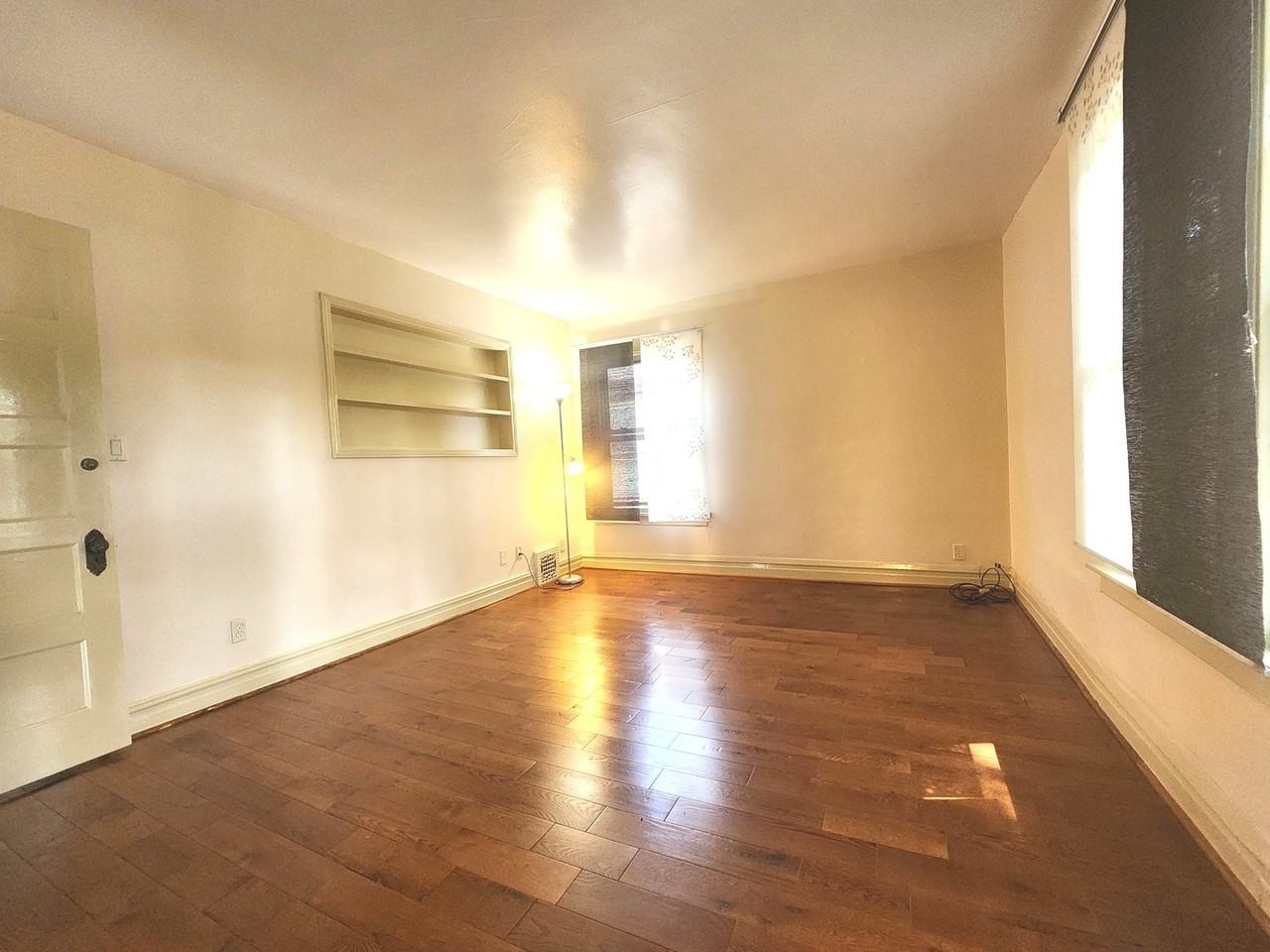 1018 S Maple Ave #2 - Photo 3 of 13