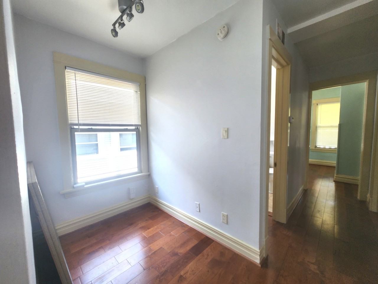 1018 S Maple Ave #2 - Photo 4 of 13