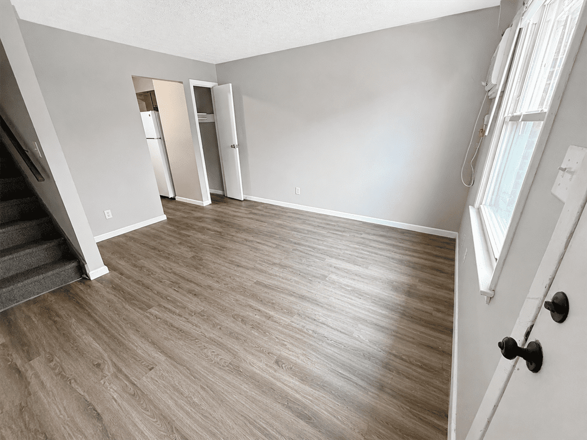 116 N Grimes St #D - Photo 3 of 8