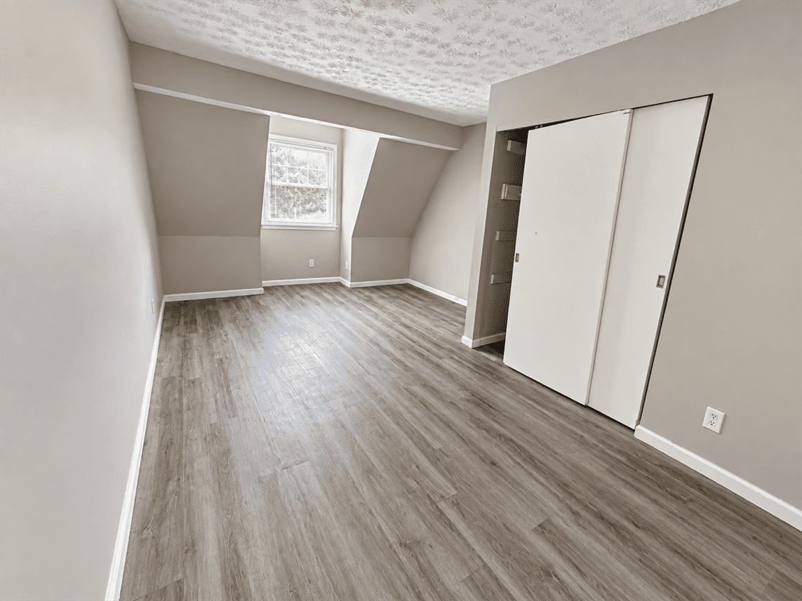 116 N Grimes St #D - Photo 6 of 8