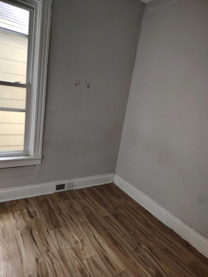 615 5th Ave #FL1 - Photo 3 of 10