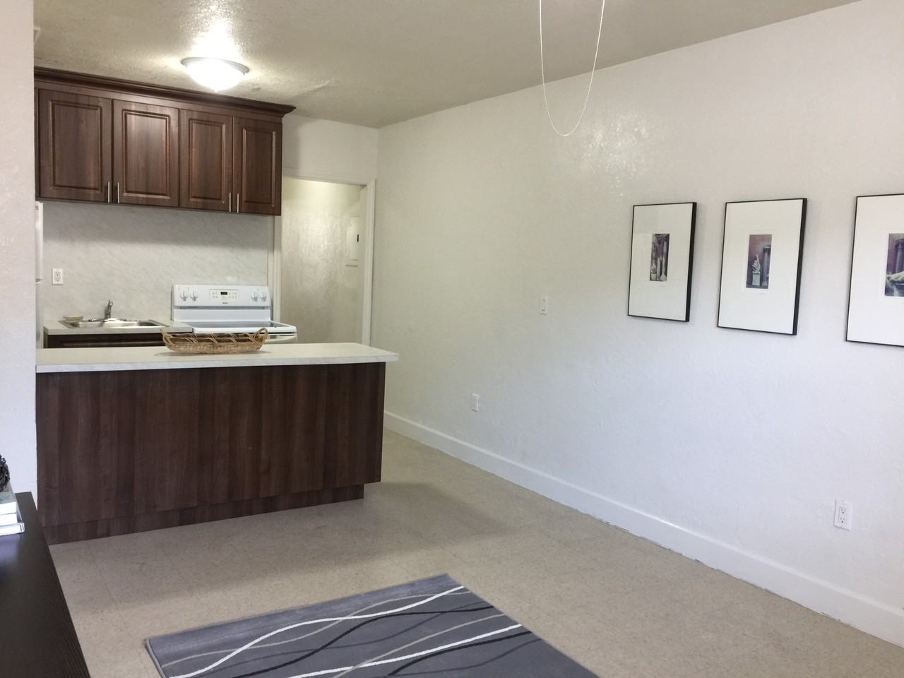 12 Ne 56th St #12 - Photo 6 of 15