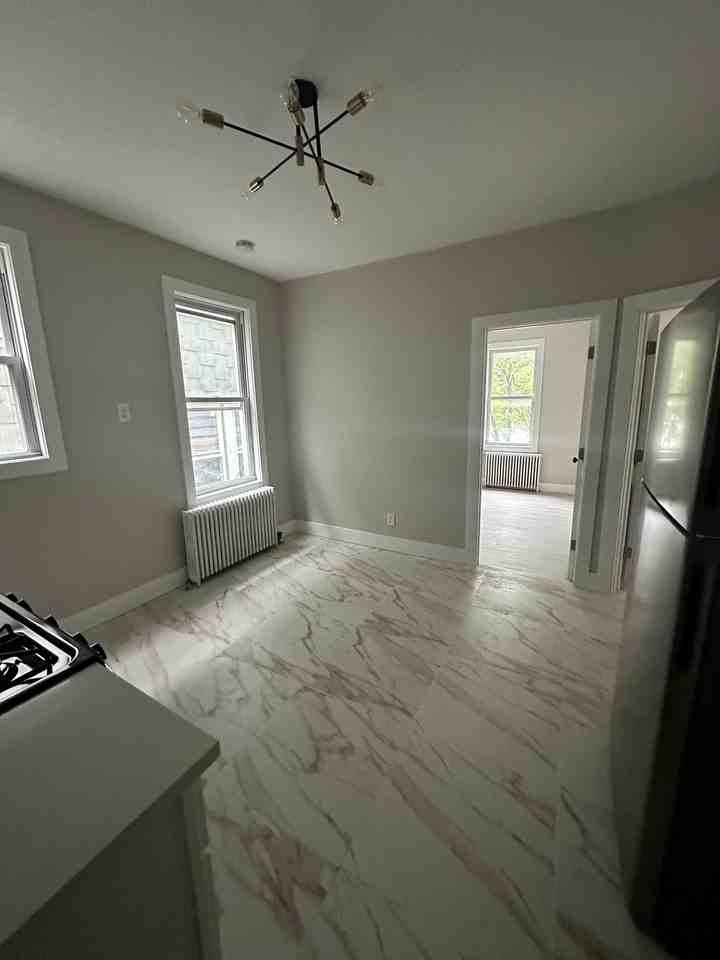 273 Liberty Ave #2F - Photo 4 of 13