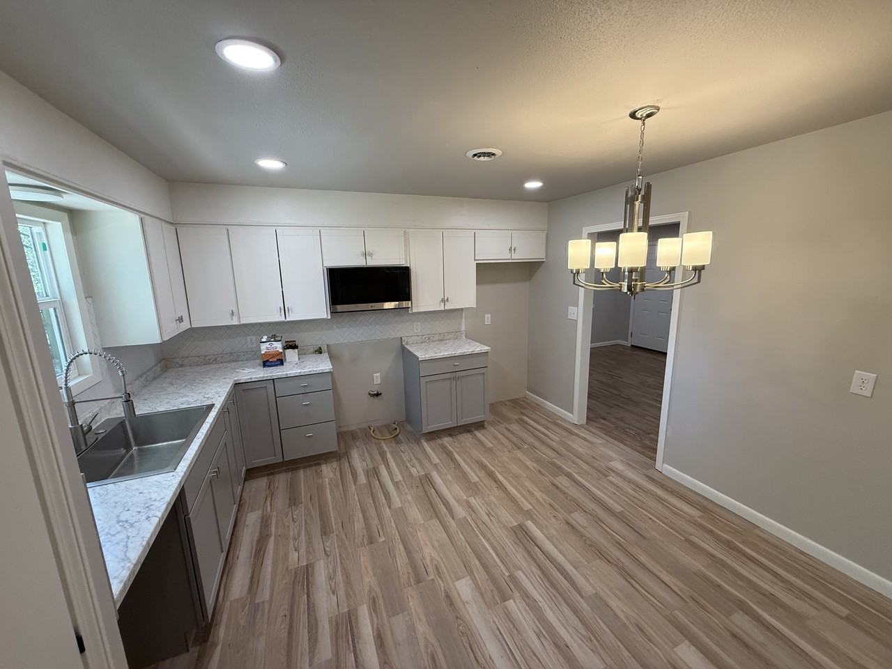 213 S 5th Ave #NA - Photo 4 of 16