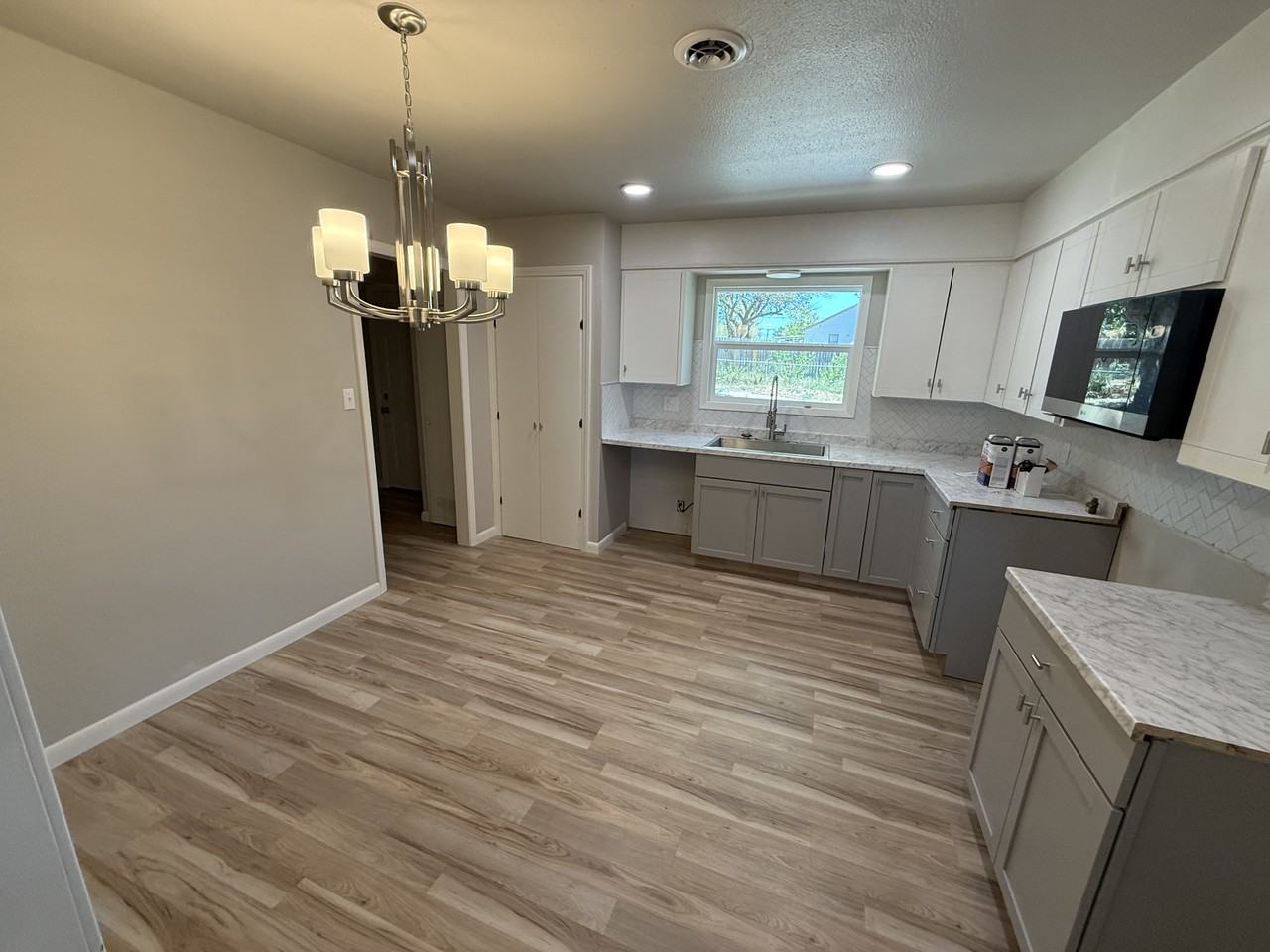 213 S 5th Ave #NA - Photo 5 of 16