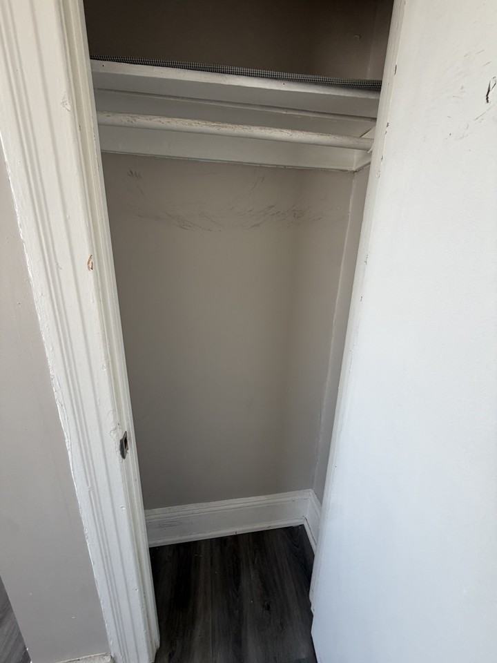 488 Kennedy Blvd #8 - Photo 5 of 8