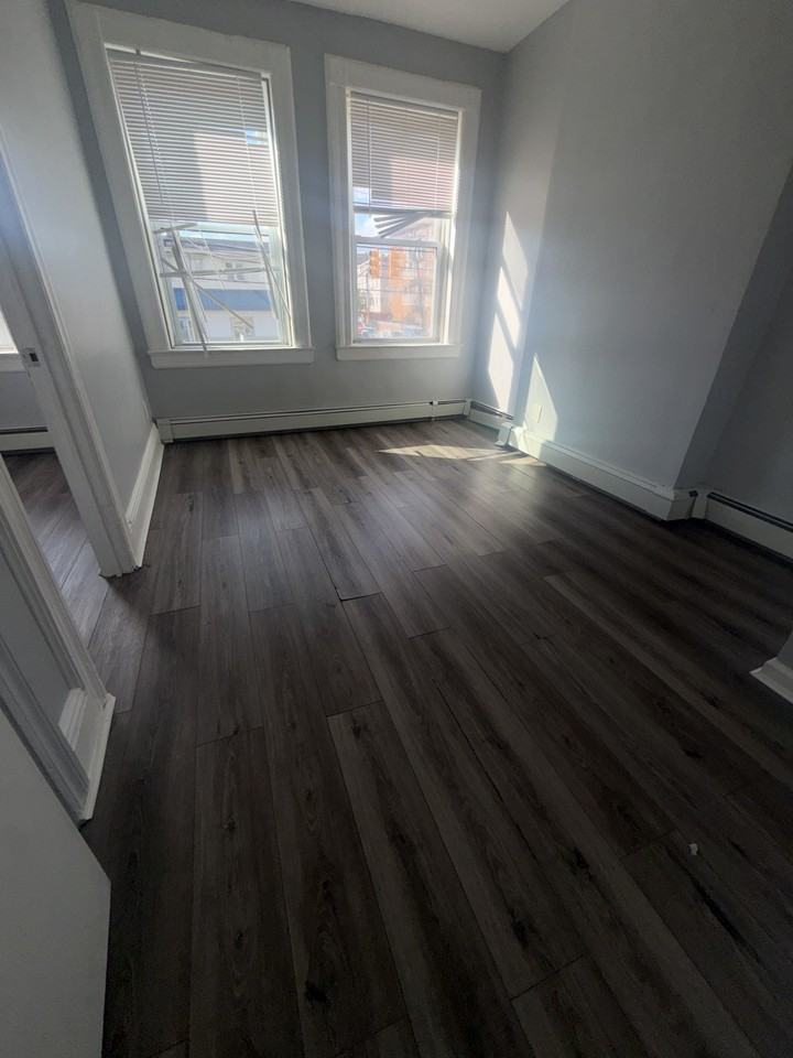 644 Kennedy Blvd #2 - Photo 4 of 14