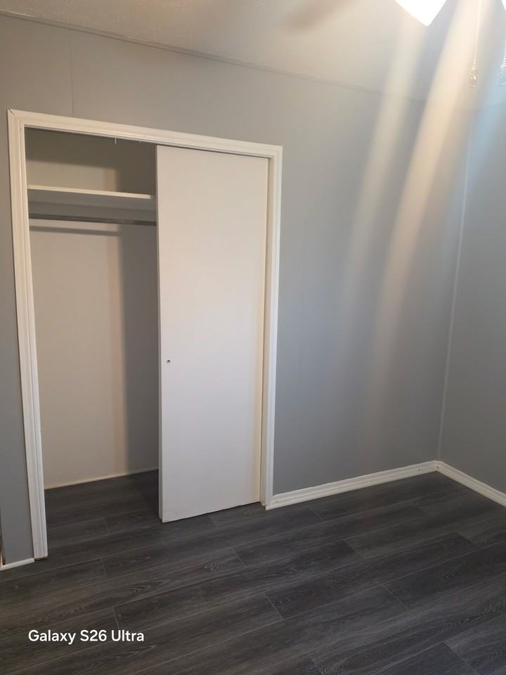 17111 Oakwood Ave #NA - Photo 3 of 12