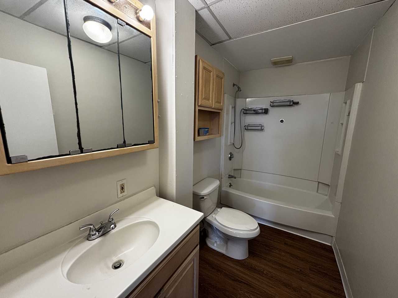99 E Central St #2 - Photo 5 of 26