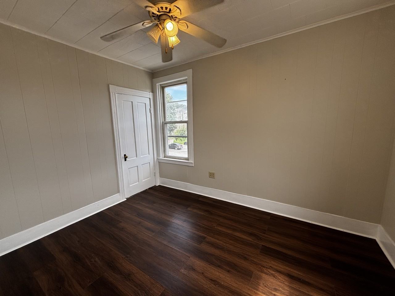 99 E Central St #2 - Photo 6 of 26