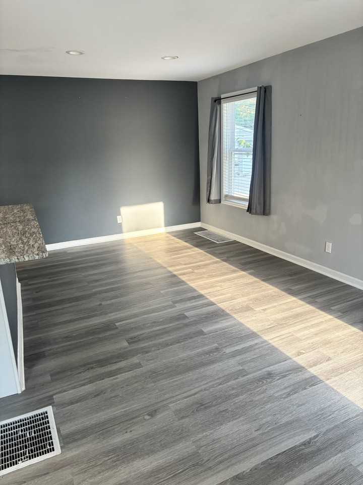 3421 Adams St #NA - Photo 6 of 17