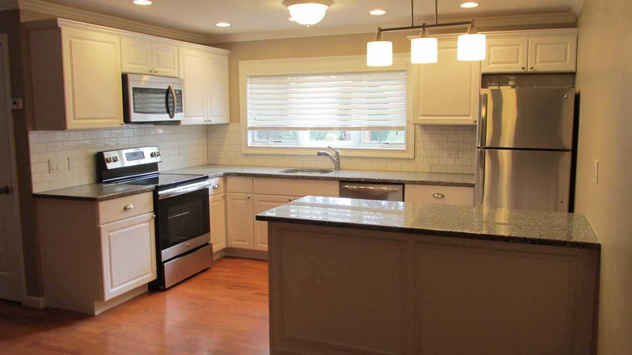 Cottage In Queens #NA - Photo 4 of 16