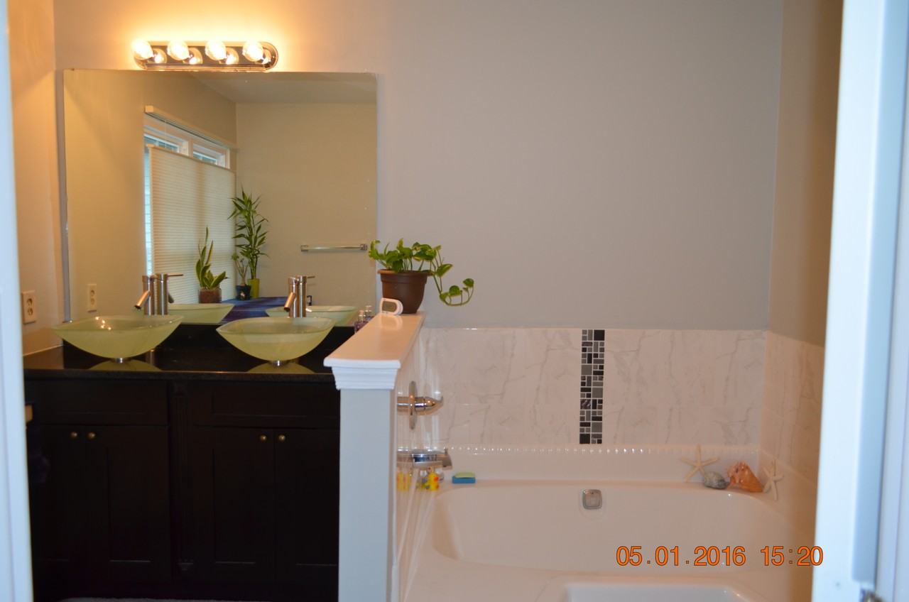 112 Salem Rd #112 - Photo 2 of 16