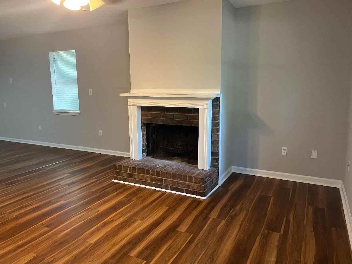 110 Alden Ct #NA - Photo 2 of 10