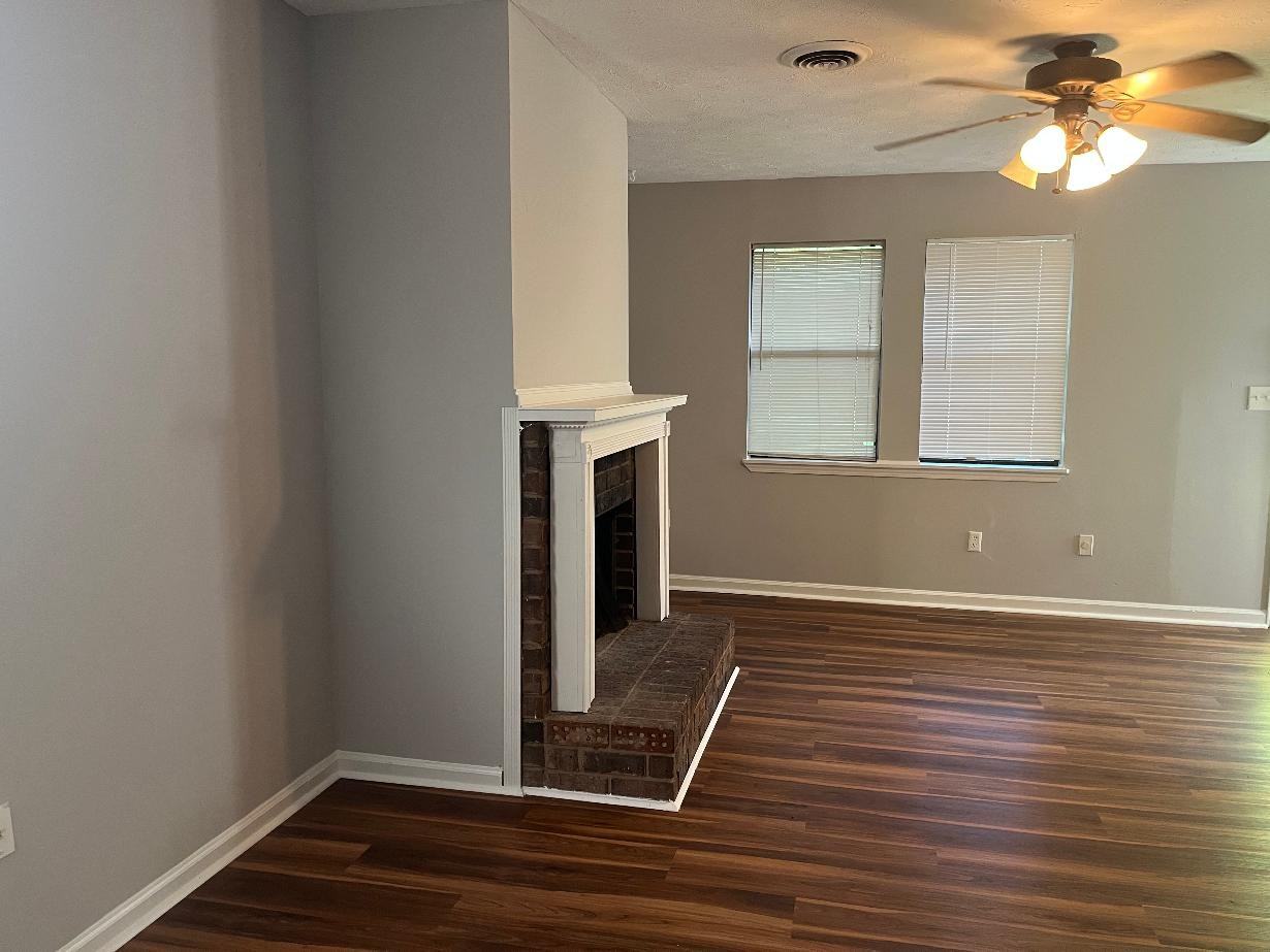 110 Alden Ct #NA - Photo 5 of 10