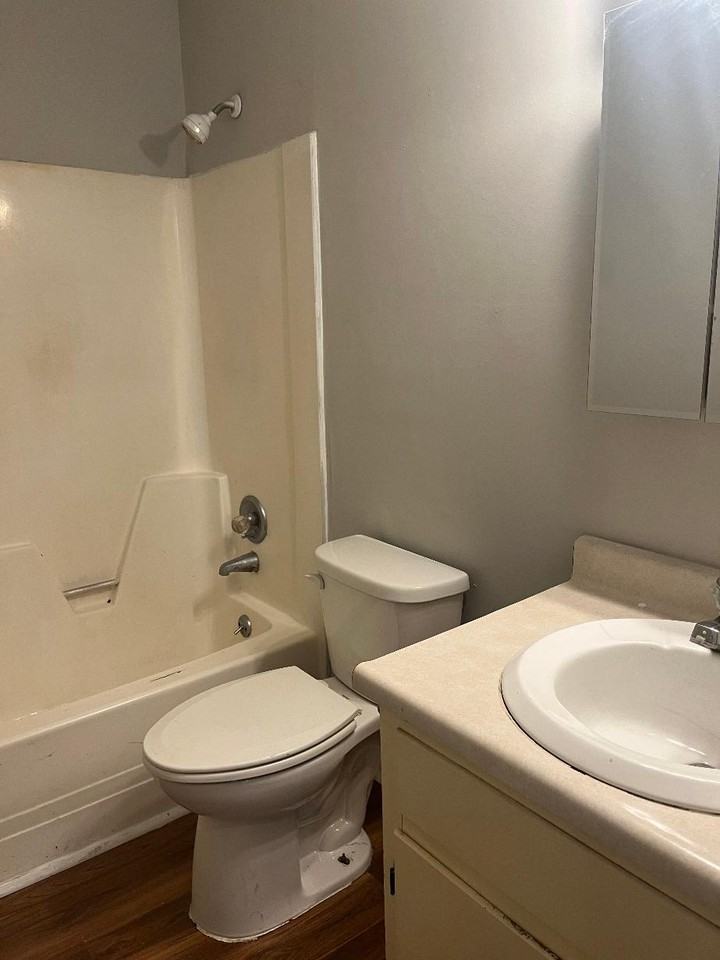 110 Alden Ct #NA - Photo 6 of 10