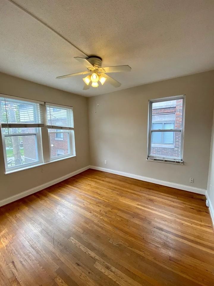 6262 North Dr #2E - Photo 2 of 7