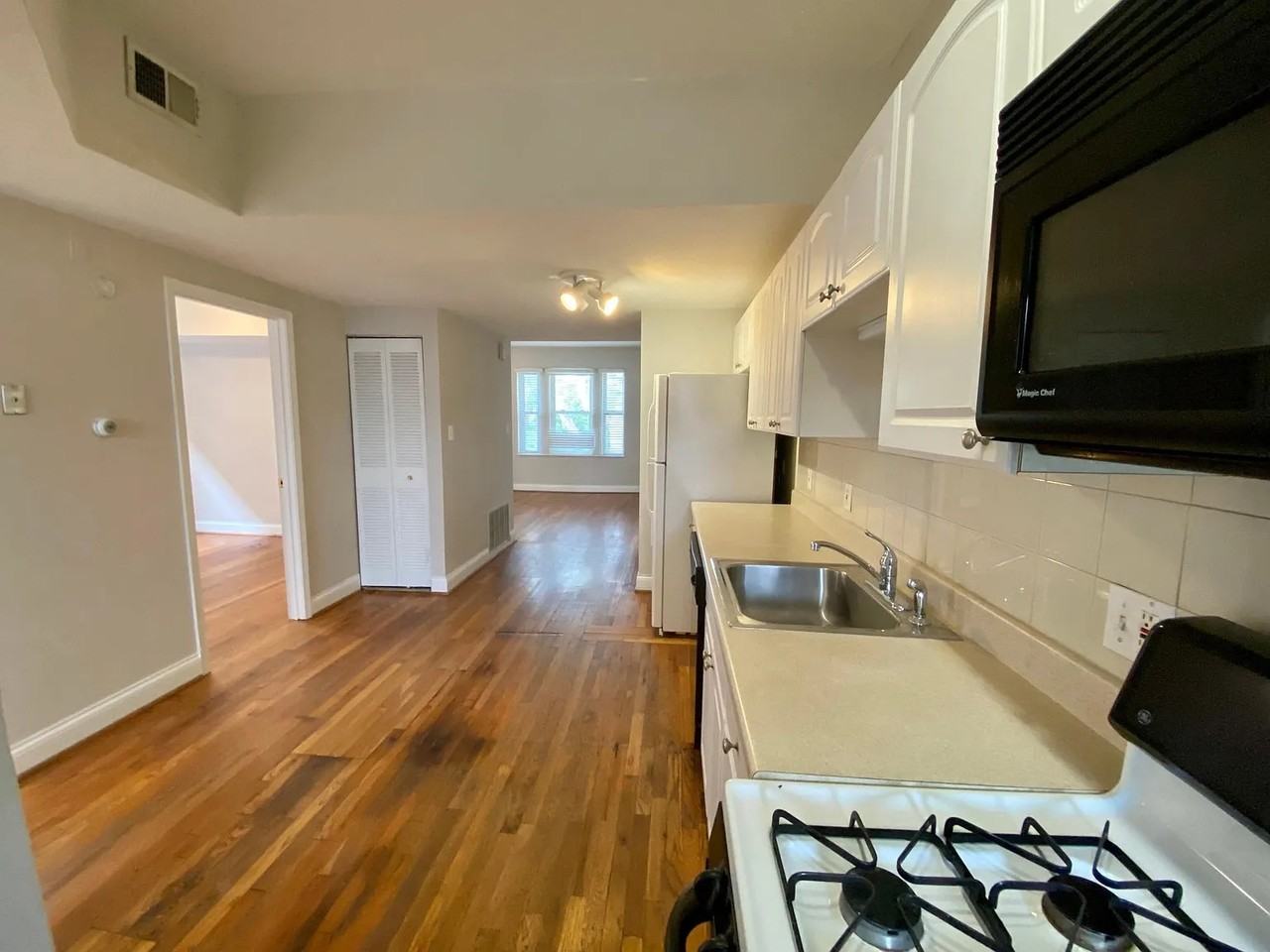 6262 North Dr #2E - Photo 7 of 7