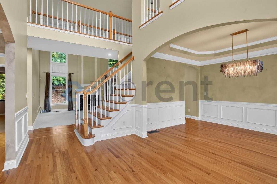1190 Beacon Hill Xing - Photo 6 of 45