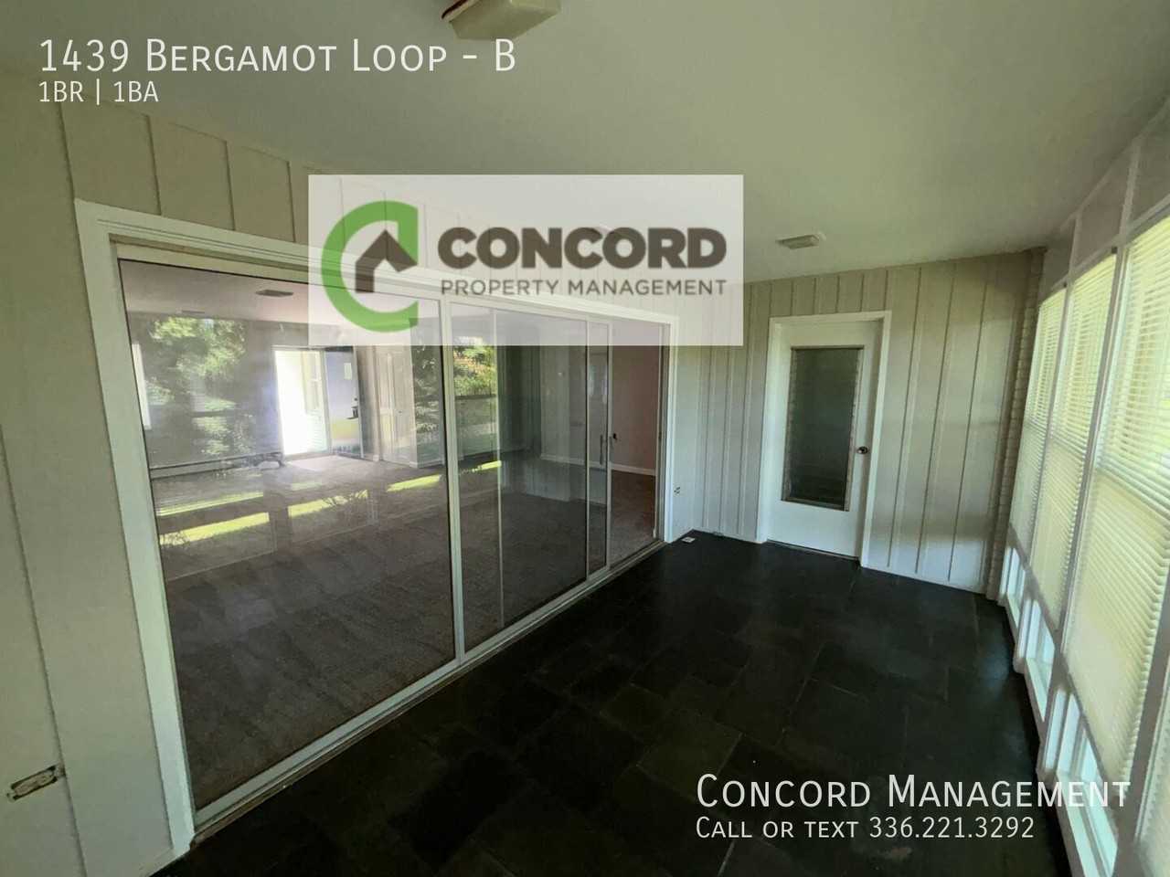 1439 Bergamot Loop #B - Photo 7 of 16