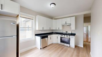 featured image of 163 Hichborn St #2