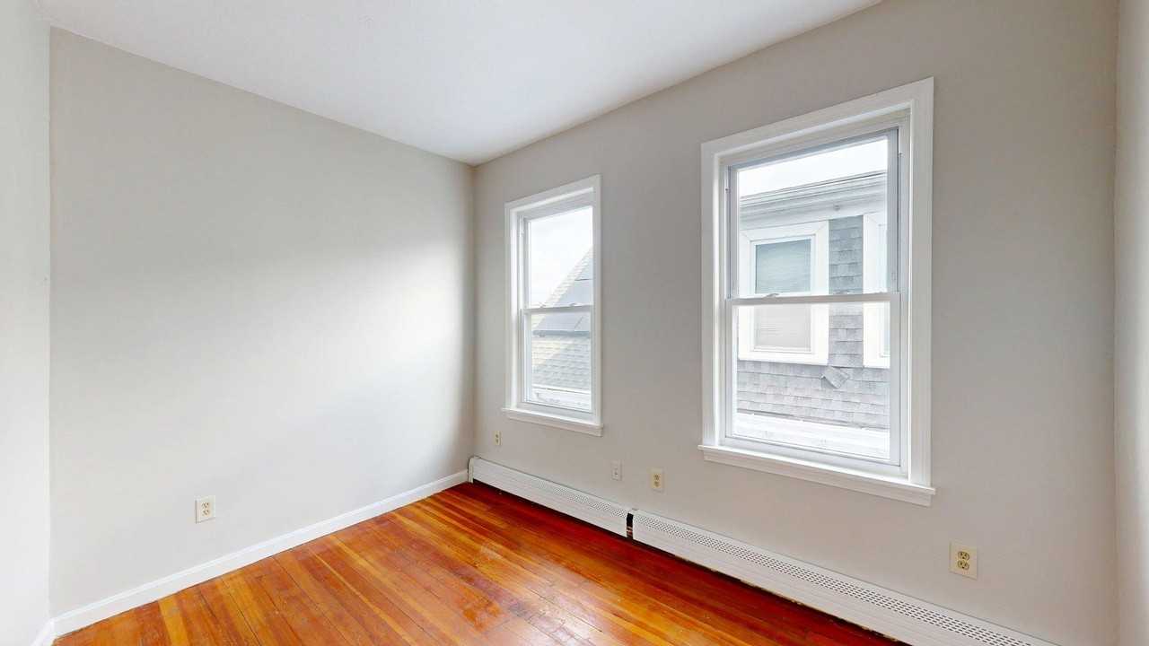 165 Hichborn St #3 - Photo 7 of 25