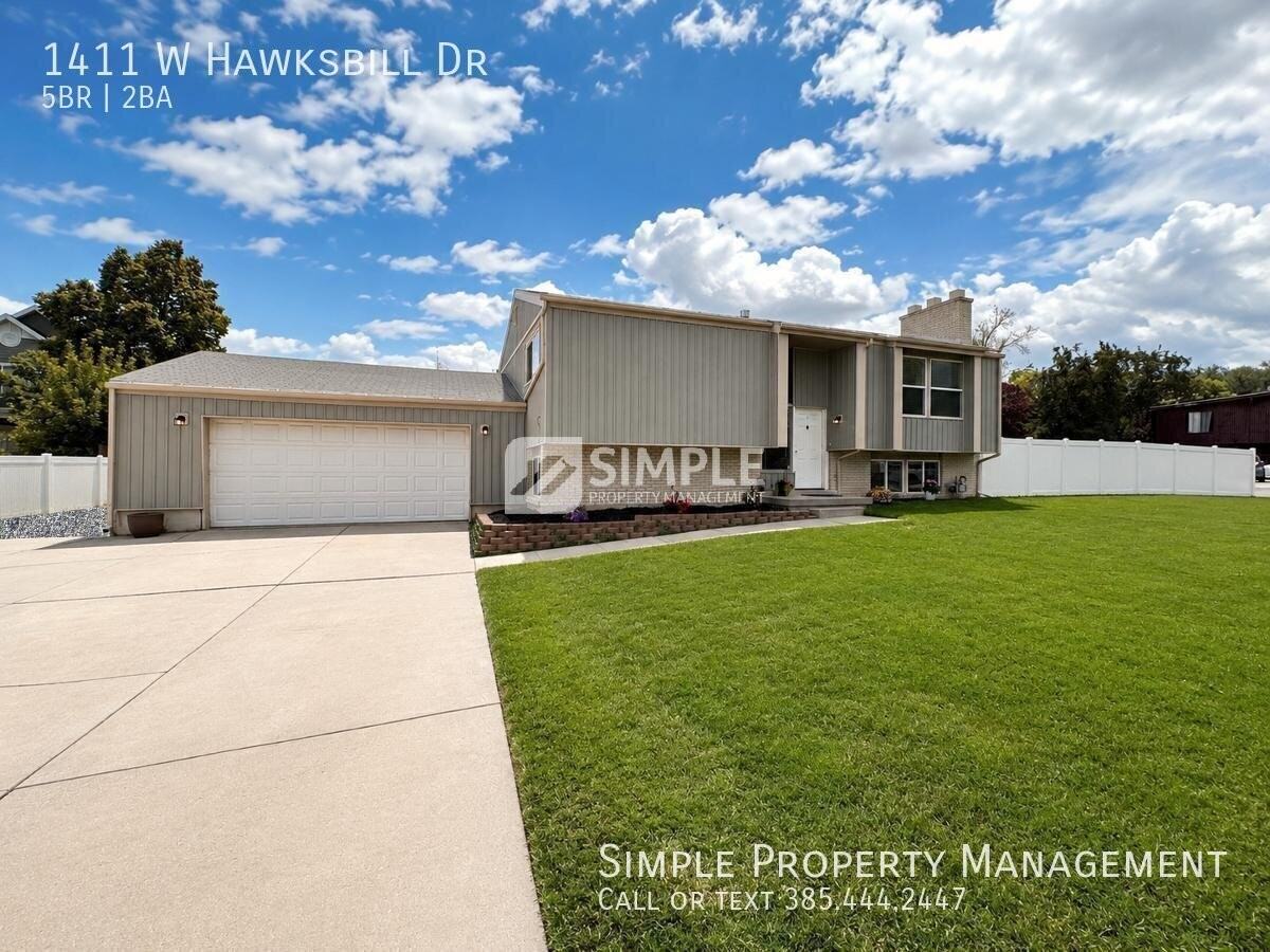 1411 W Hawksbill Dr - Photo 2 of 32