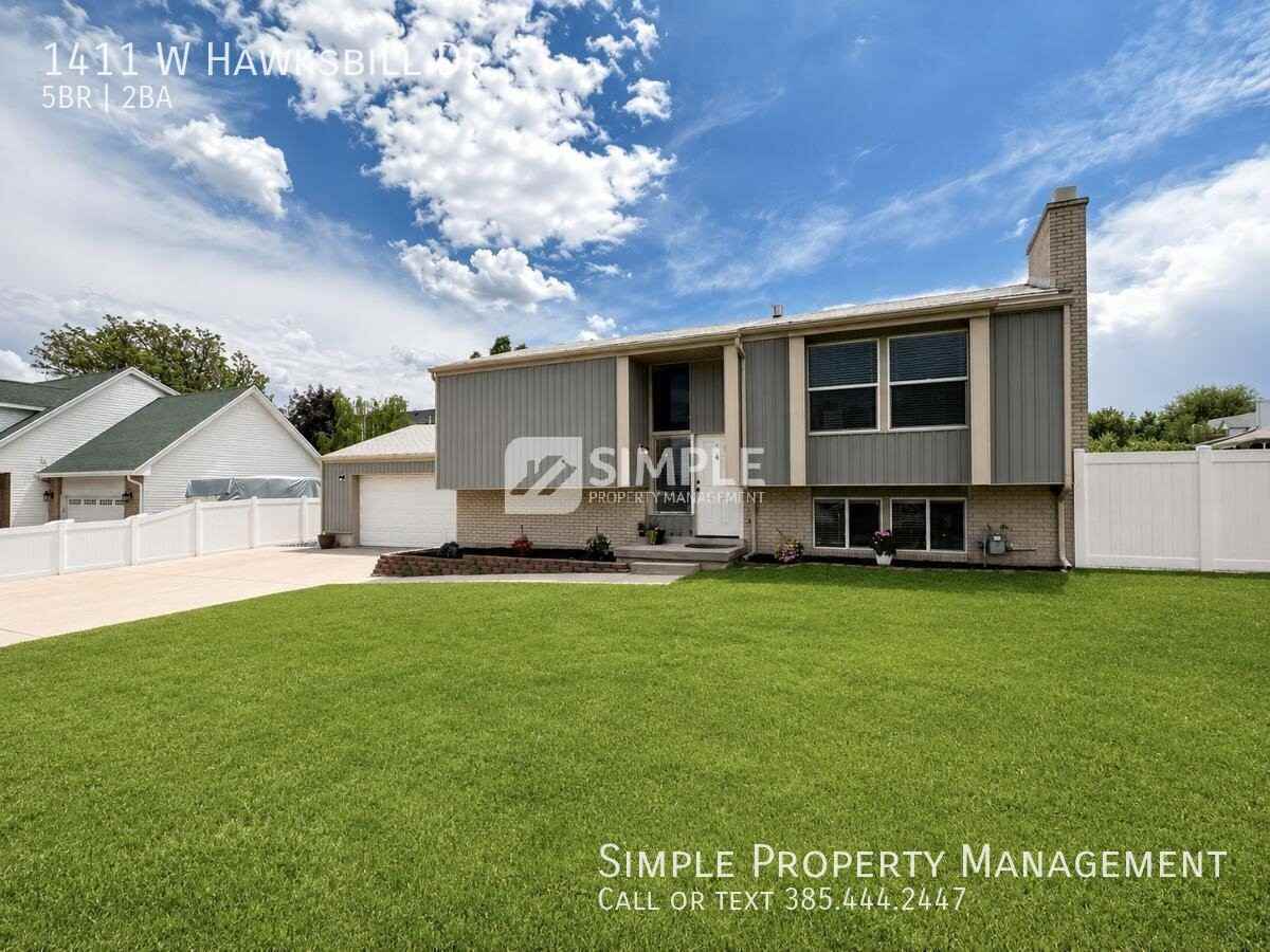 1411 W Hawksbill Dr - Photo 3 of 32