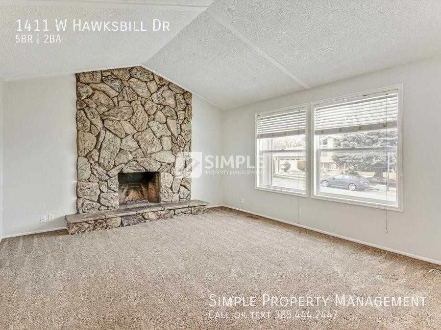 1411 W Hawksbill Dr - Photo 4 of 32