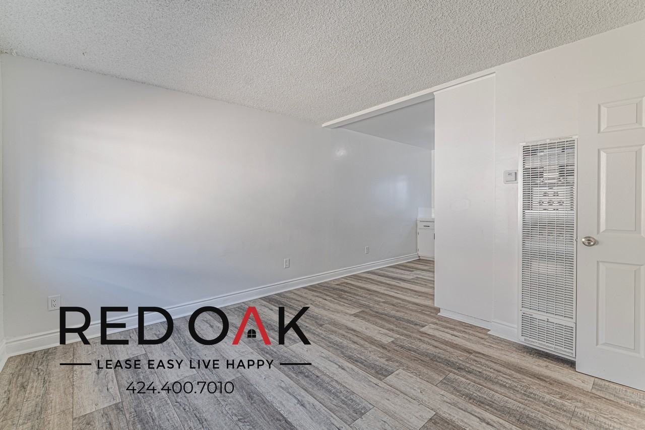 1305 Griffith St #2 - Photo 6 of 15