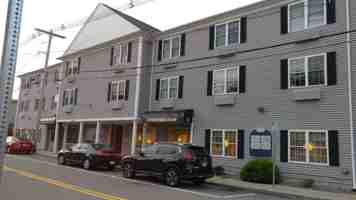 featured image of 12 Pratt St #208