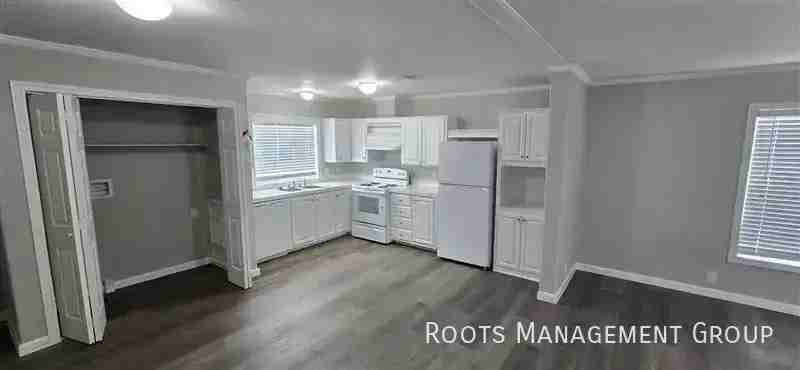 4502 Blue Bonnet Dr #4502B - Photo 3 of 19