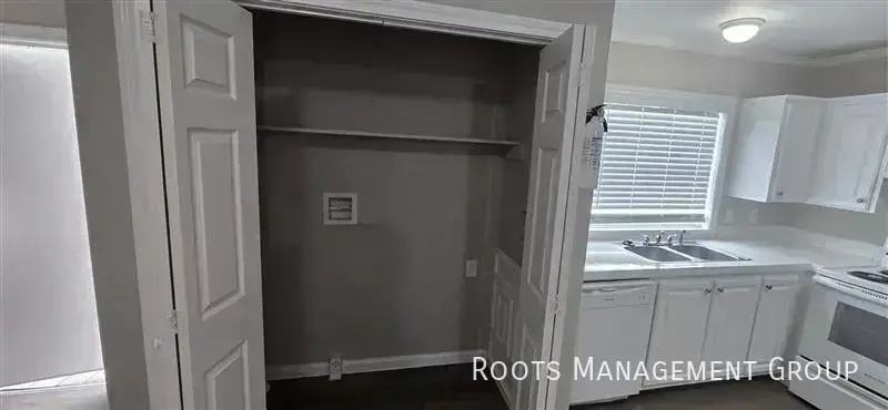 4502 Blue Bonnet Dr #4502B - Photo 4 of 19
