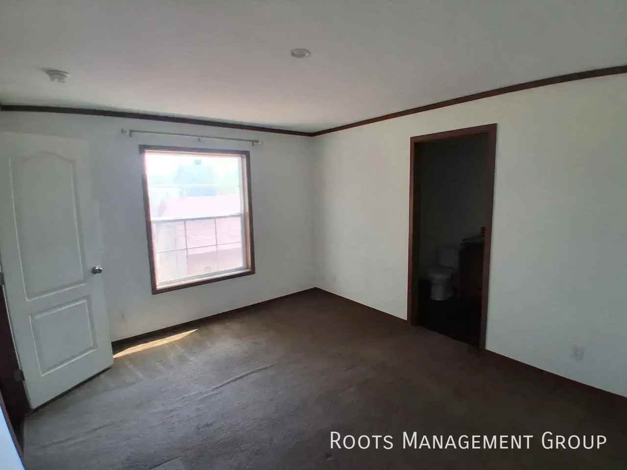 B23 Meadows Ct #B23 - Photo 5 of 15