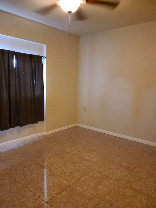 155 Hiolani St - Photo 5 of 7