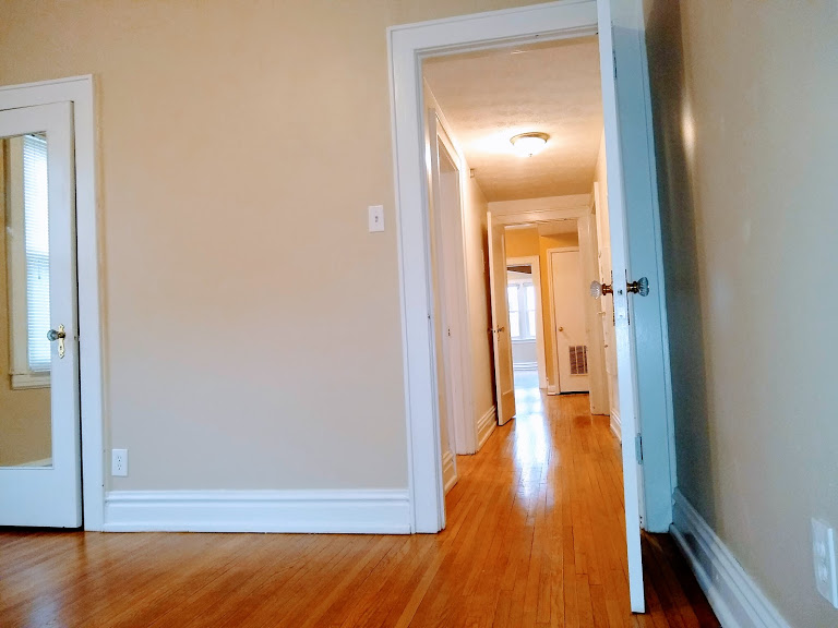 1207 12th St #2 - Photo 7 of 10