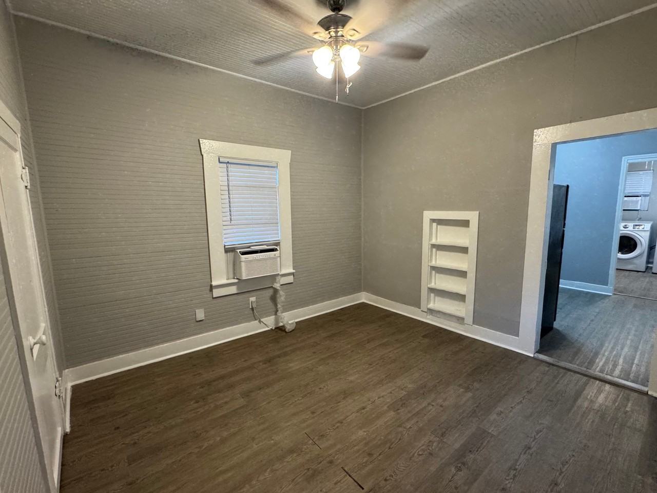 629 Potomac - Photo 4 of 11