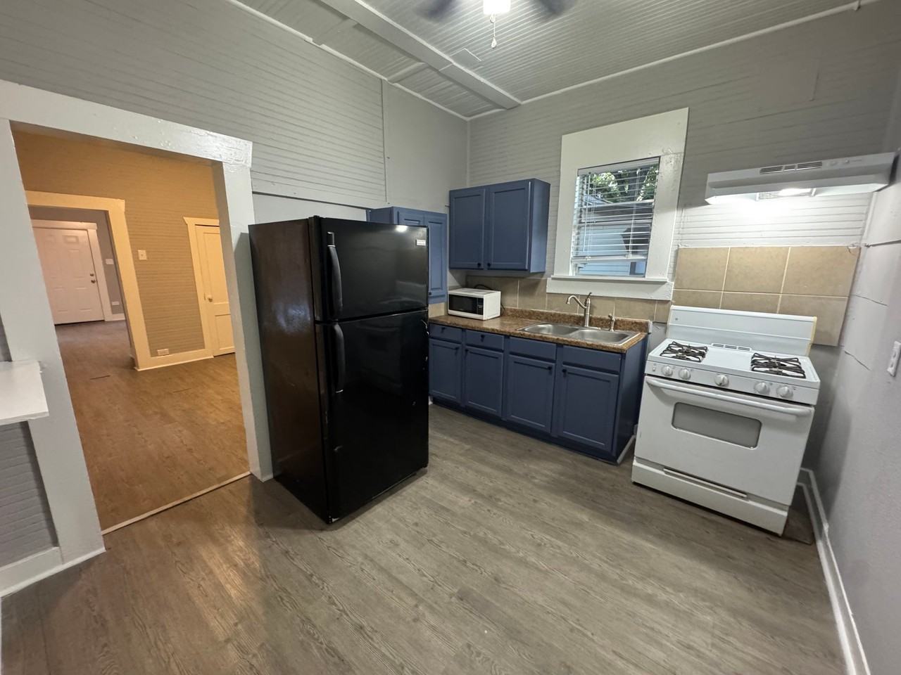 629 Potomac - Photo 5 of 11