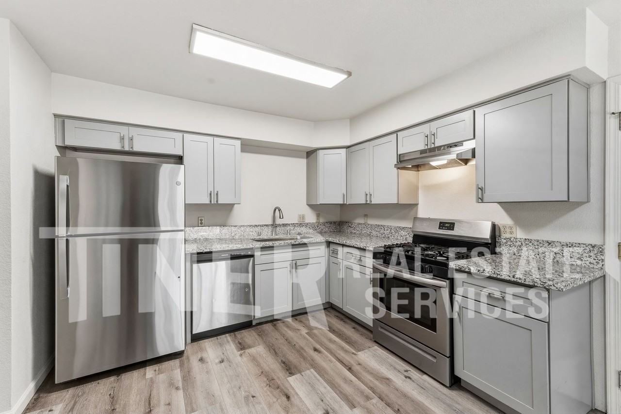 4812 Robert Frost Way - Photo 4 of 18